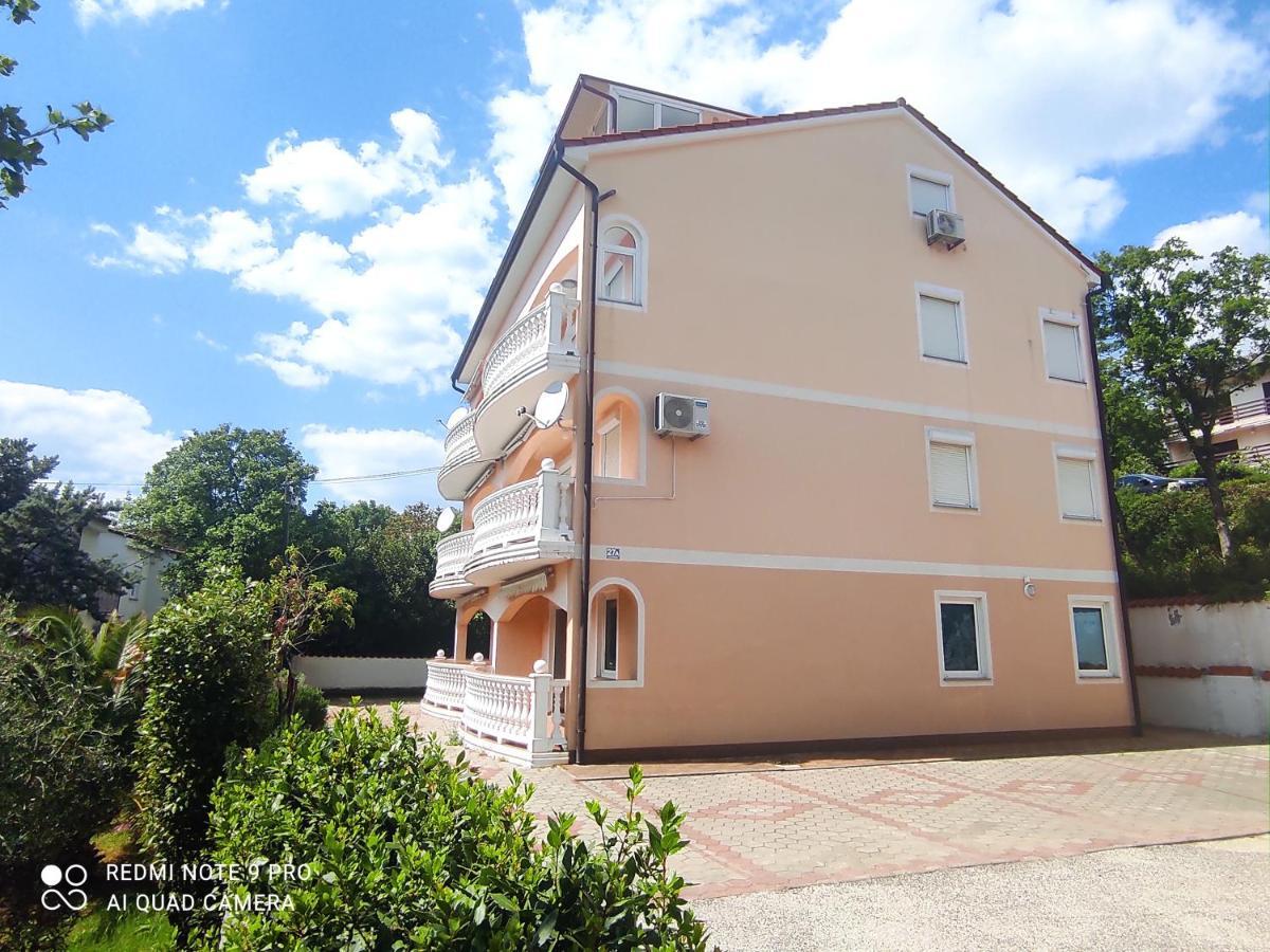 Apartment Stella Crikvenica Bagian luar foto